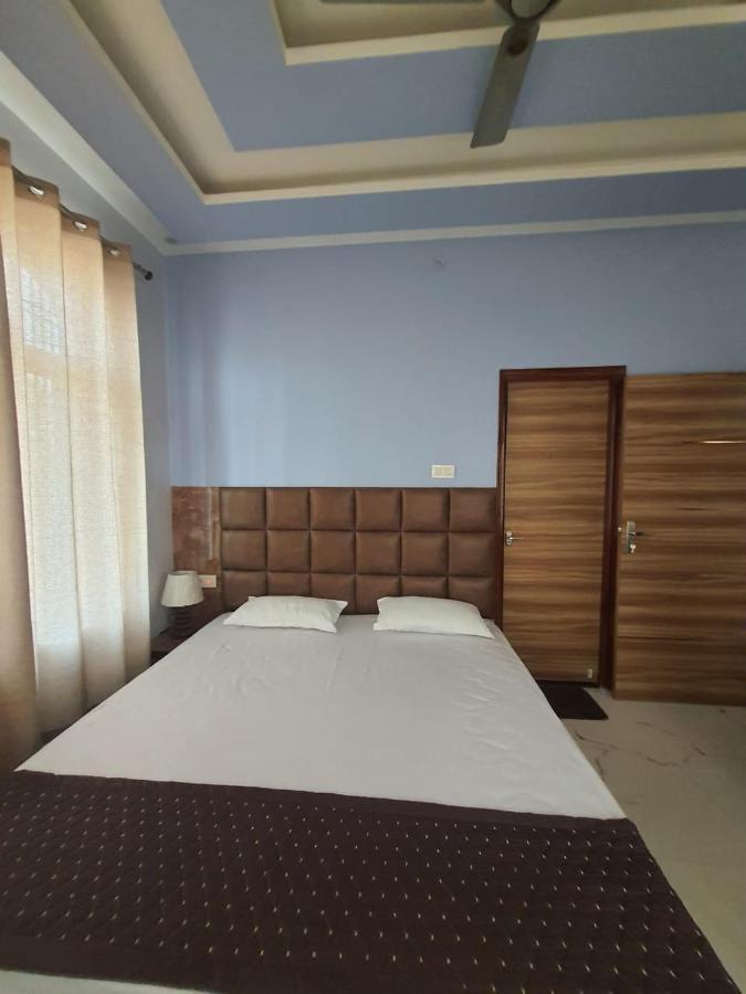 Shree Nanda Varanasi