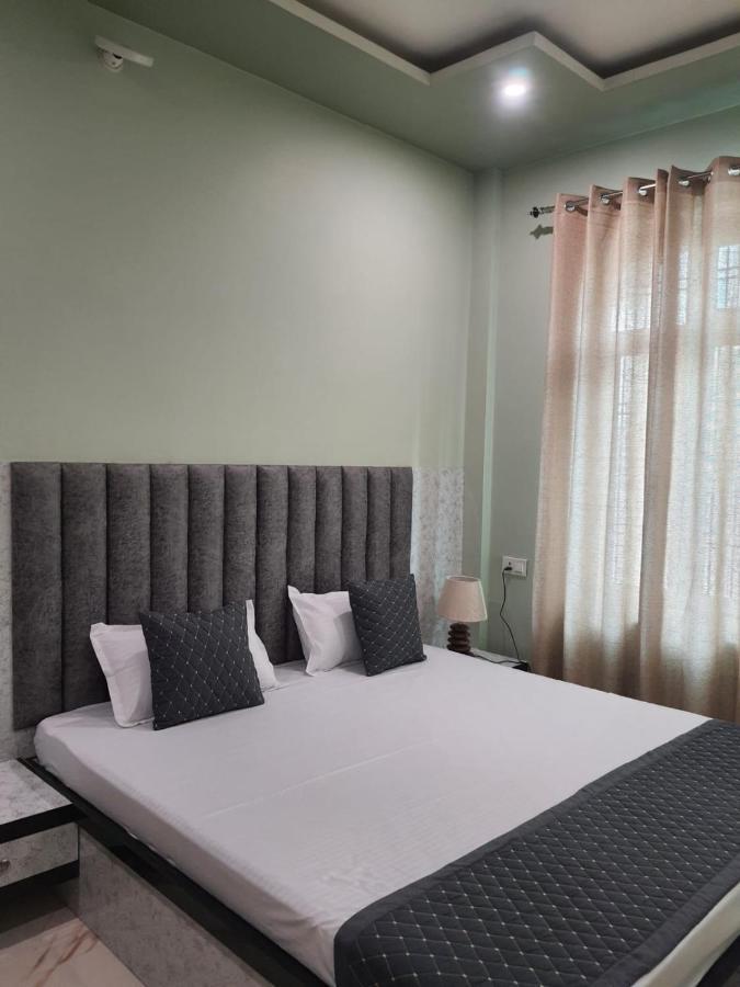 Shree Nanda Guest house *